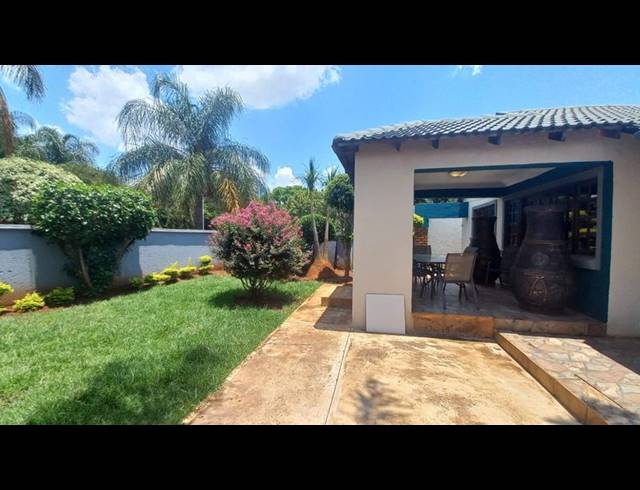 6 BEDROOM HOUSE FOR SALE IN CHANTELLE